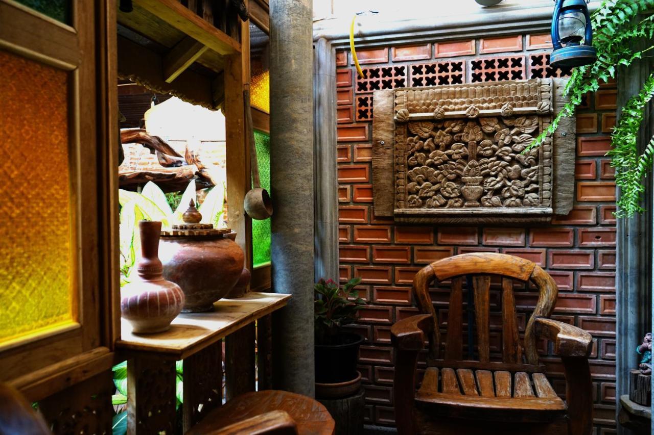 Baanthep Antique Homestay Phrae Ngoại thất bức ảnh