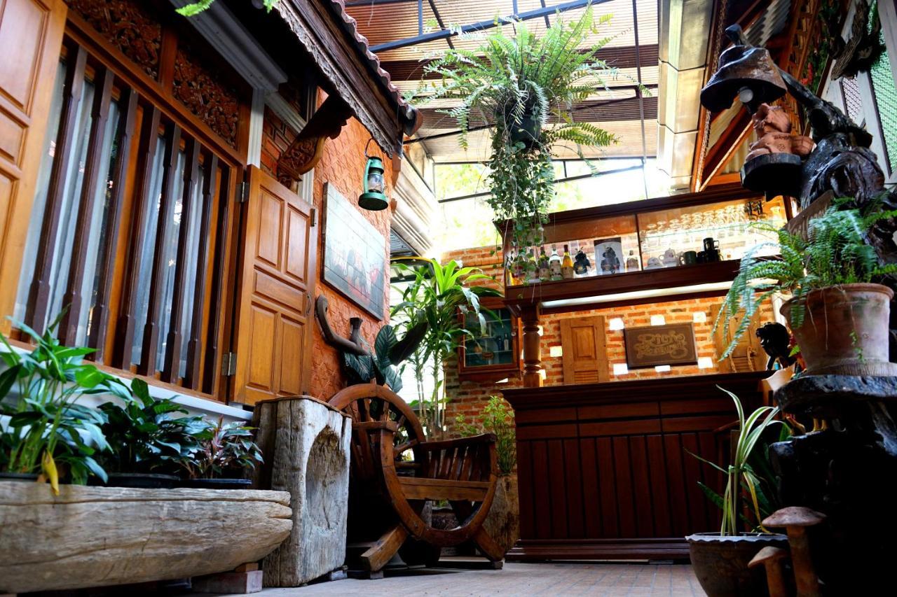 Baanthep Antique Homestay Phrae Ngoại thất bức ảnh