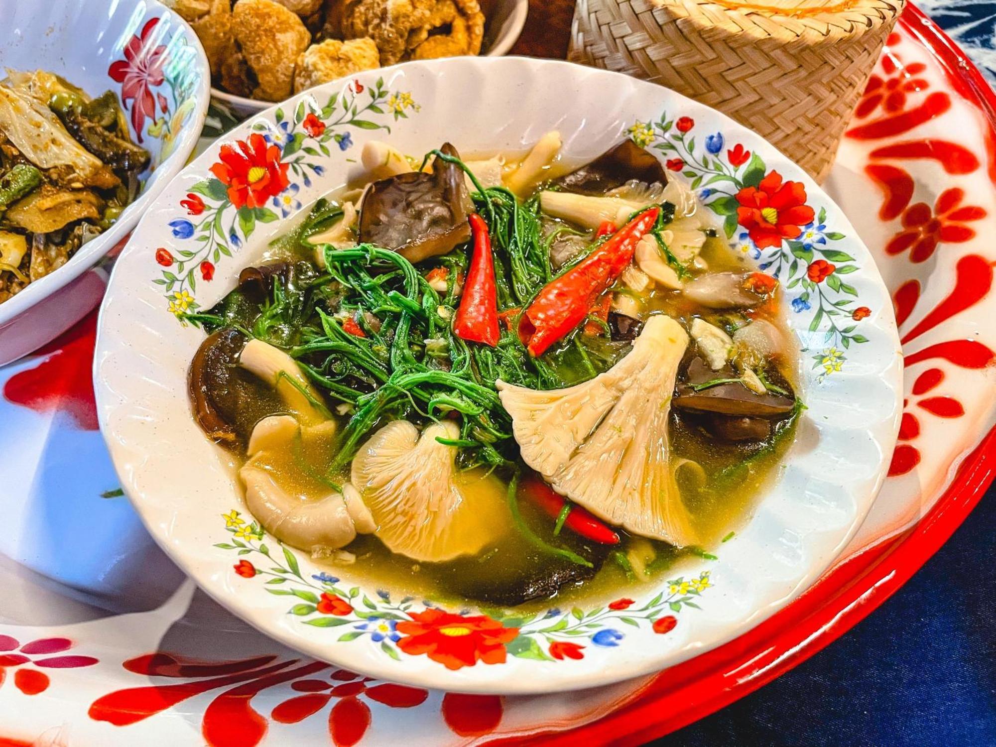 Baanthep Antique Homestay Phrae Ngoại thất bức ảnh