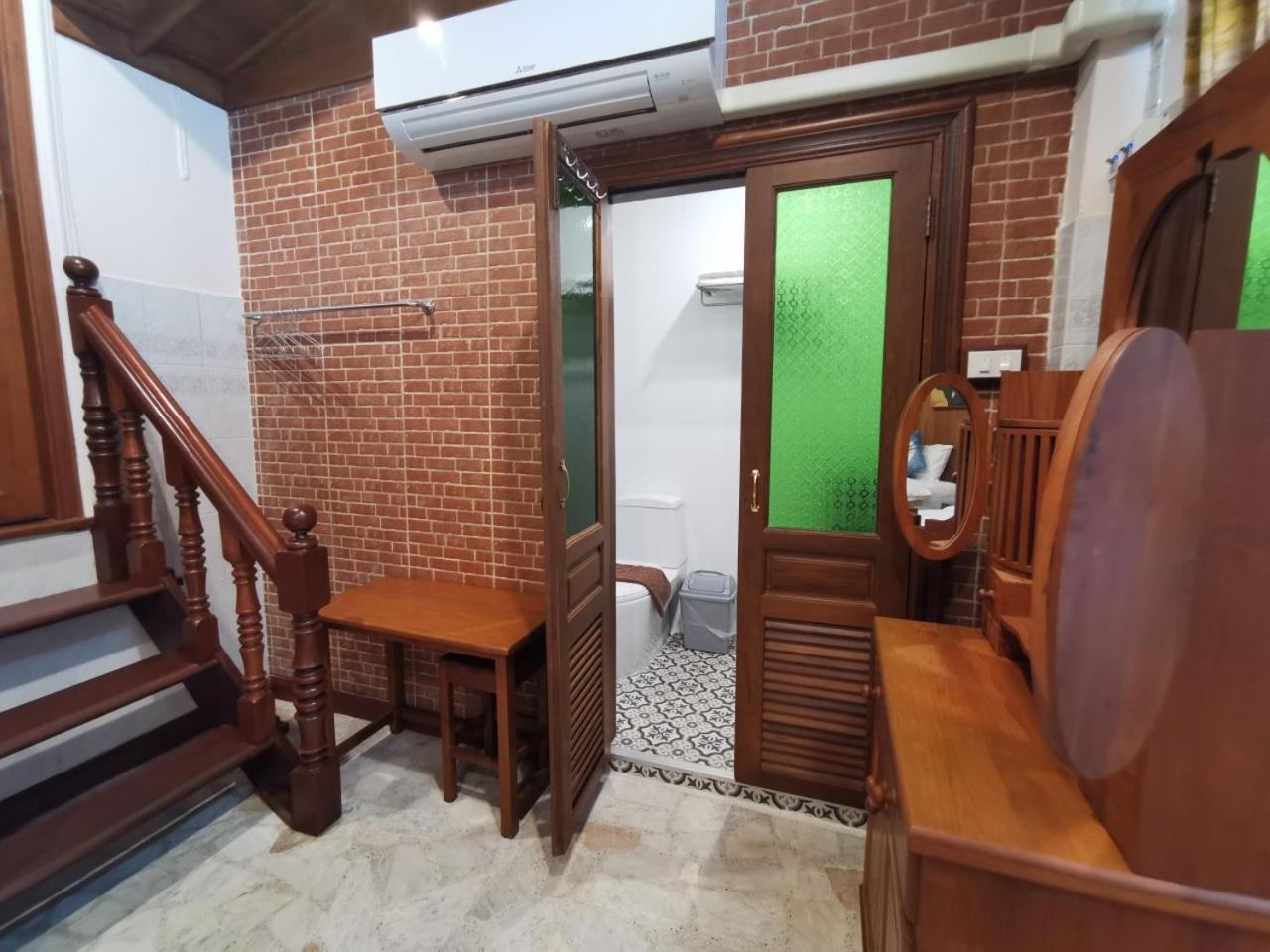 Baanthep Antique Homestay Phrae Ngoại thất bức ảnh
