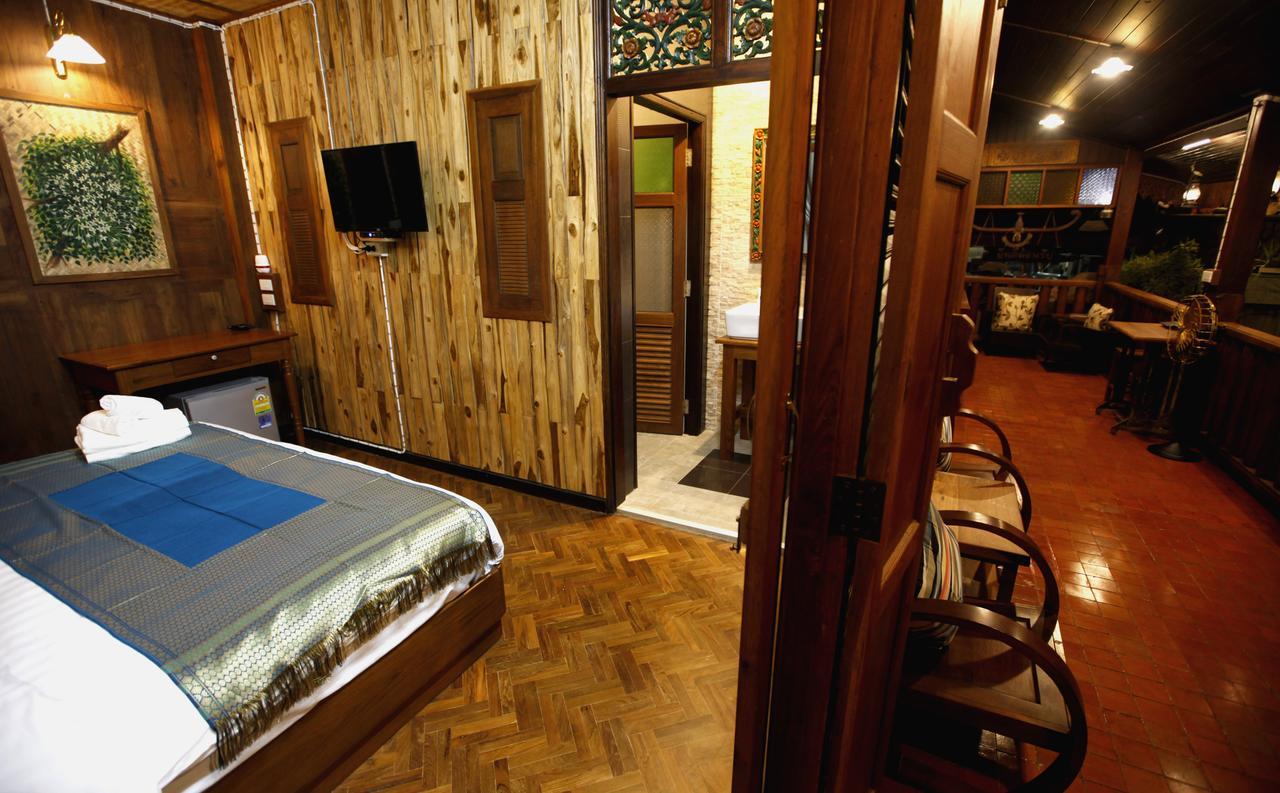 Baanthep Antique Homestay Phrae Ngoại thất bức ảnh