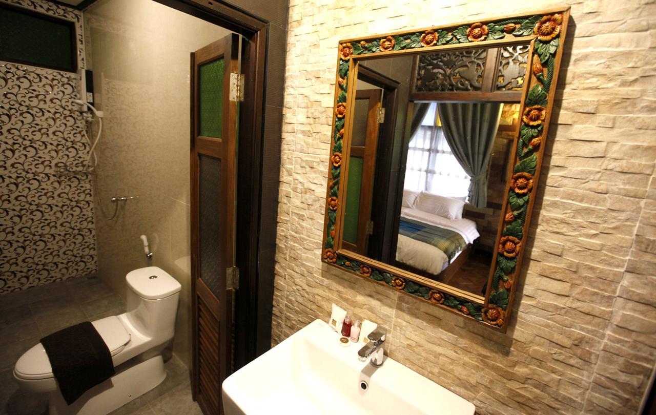 Baanthep Antique Homestay Phrae Ngoại thất bức ảnh