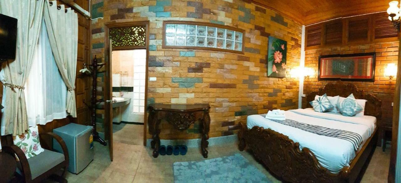 Baanthep Antique Homestay Phrae Ngoại thất bức ảnh